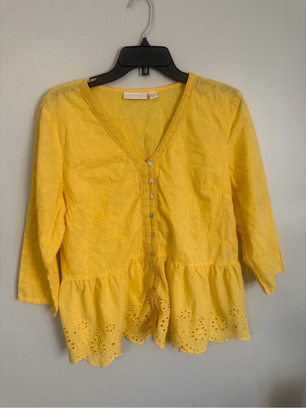 Susan Graver Bright Yellow Button-Front Eyelet Peplum Top size medium